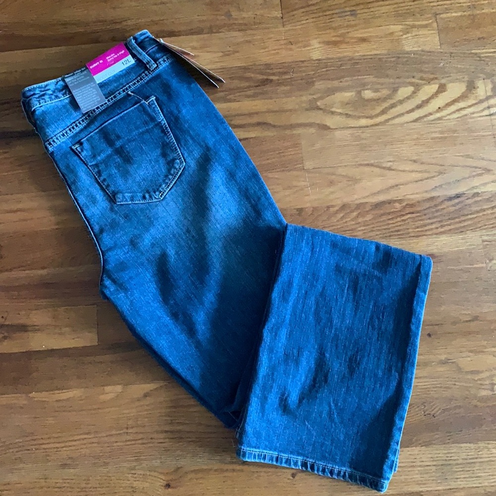 Woman’s size 12L Bootleg Mossimo Jeans